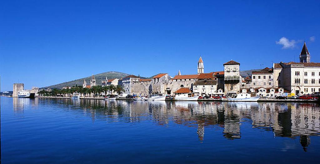 Lavanda Residence With Heated Pool Trogir Split Donji Okrug  المظهر الخارجي الصورة