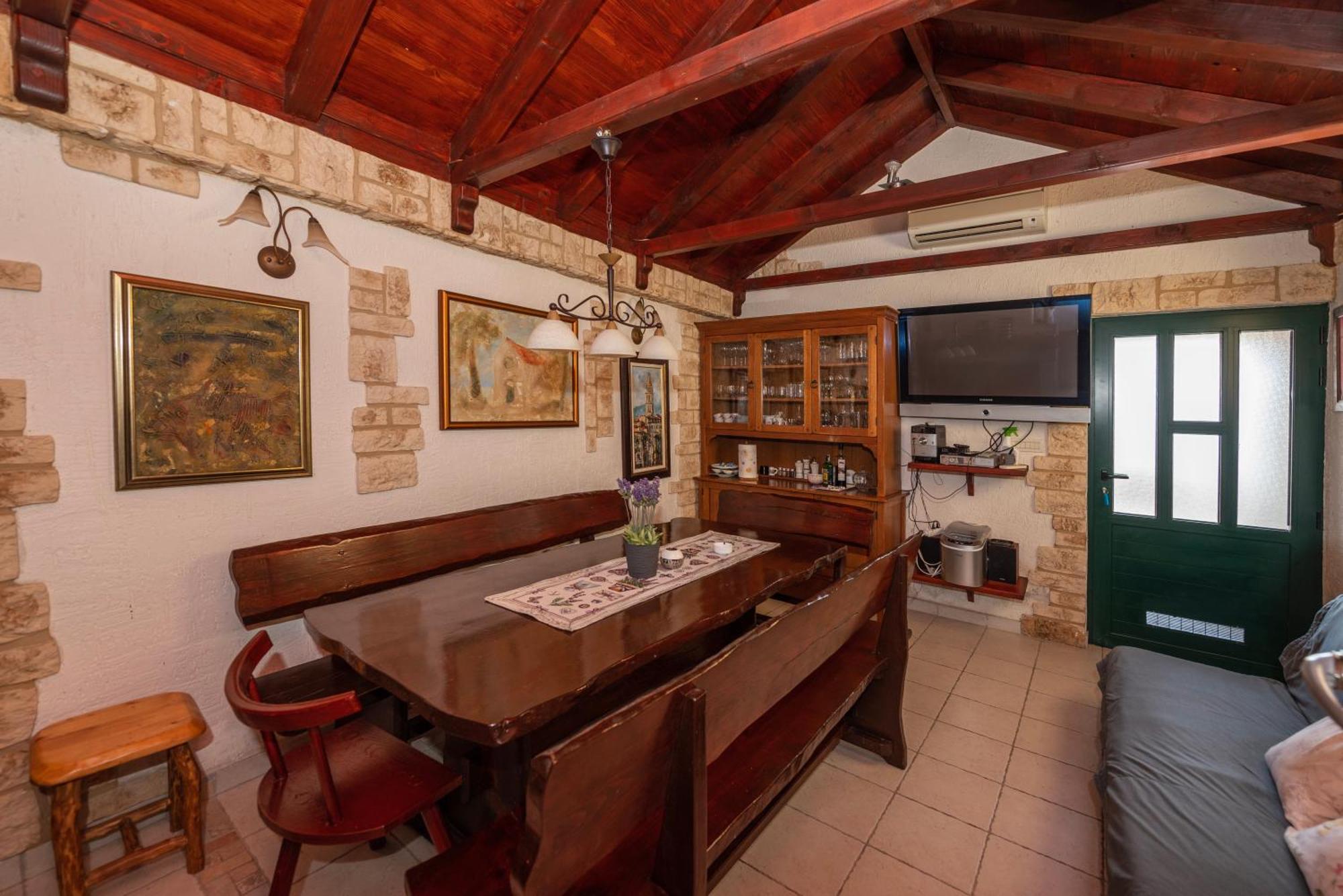Lavanda Residence With Heated Pool Trogir Split Donji Okrug  المظهر الخارجي الصورة