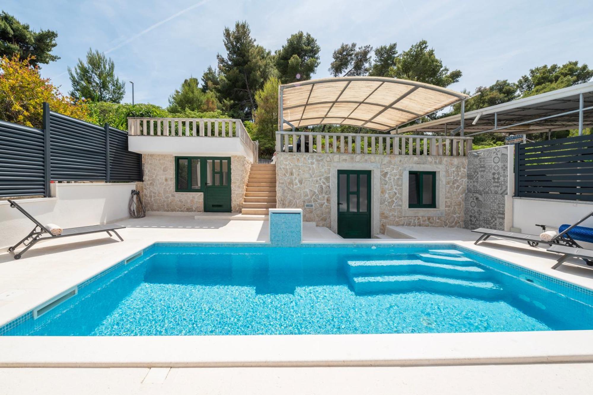 Lavanda Residence With Heated Pool Trogir Split Donji Okrug  المظهر الخارجي الصورة